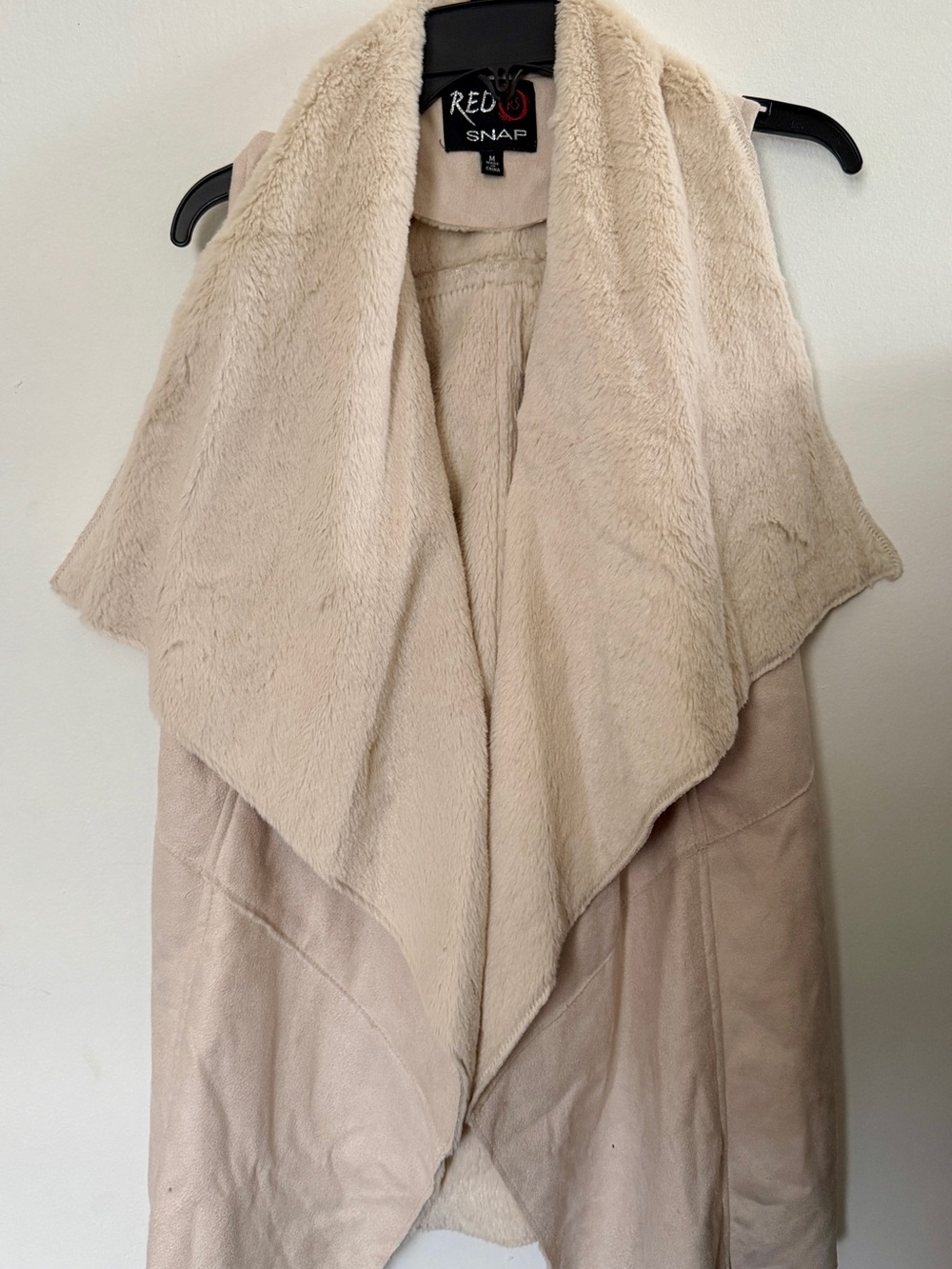 Womens Cream Faux-Sherpa Draped Vest